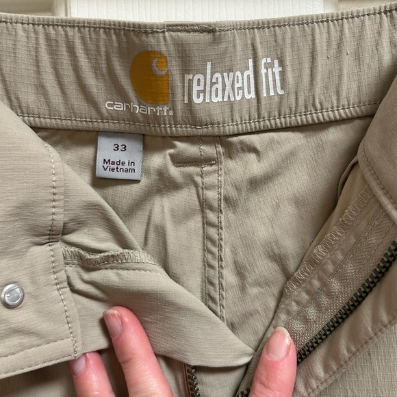 Men’s khaki Columbia shorts - Picture 2 of 6